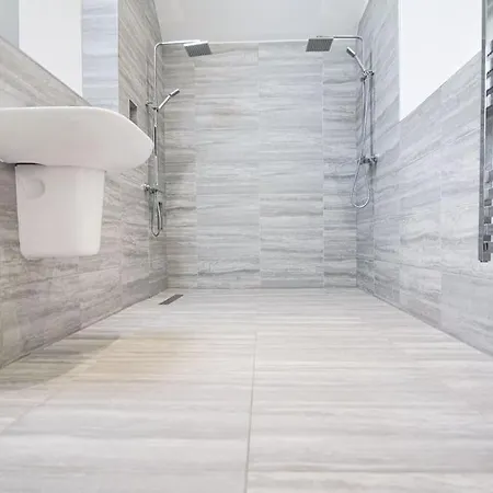 Hoxne - Rose With Private Hot Tub * יורק